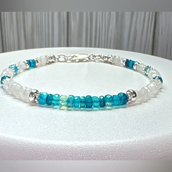 Moonstone Pariba Blue Welo Opal Bracelet in Sterling Silver - Picture 2 of 6